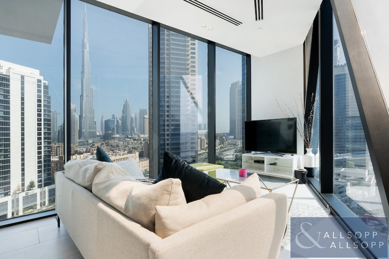 FULL BURJ KHALIFA VIEW | 2BR In Marquise Square | Business Bay
