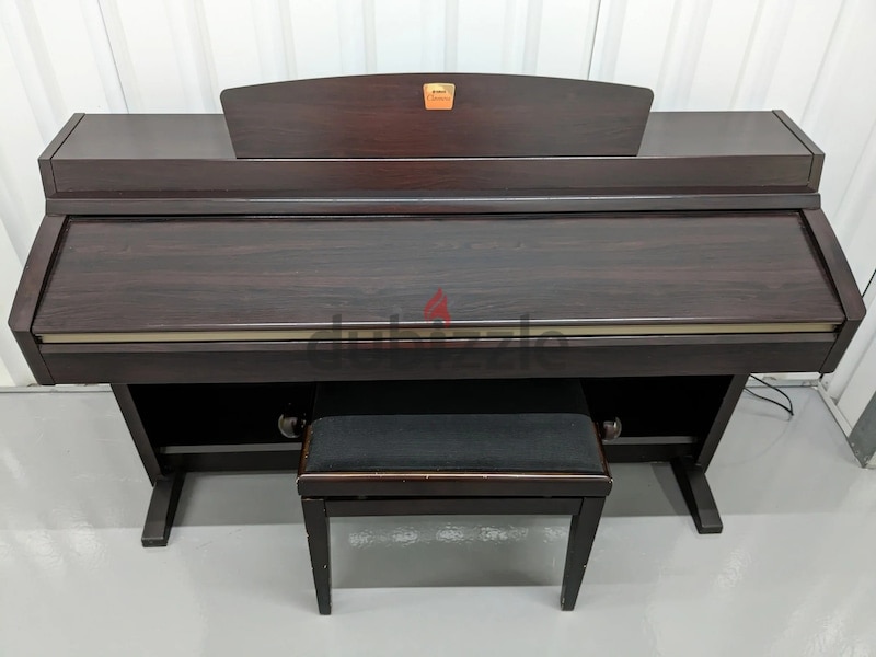 Piano yamaha store clavinova clp 230