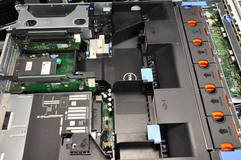 40 CORE DELL POWER EDGE R720 SERVER DUAL INTEL XEON (E5-2680 V2) RAM 64GB DDR3 HARD DRIVE 3.6TB SAS63255538964993111