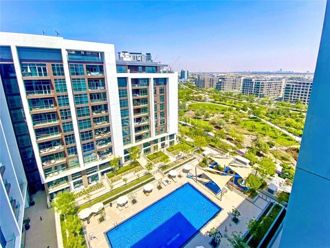 Park And Pool View | High Floor | End March