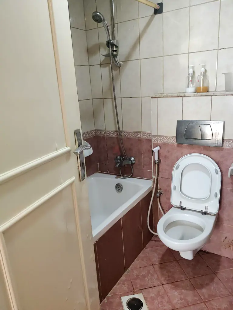 Apartment Ladies bed space available Sharjah