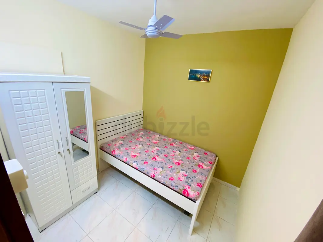 Apartment indian kerala couple partion, full furnished new flat, new