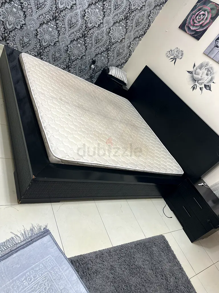 Bed set with matres