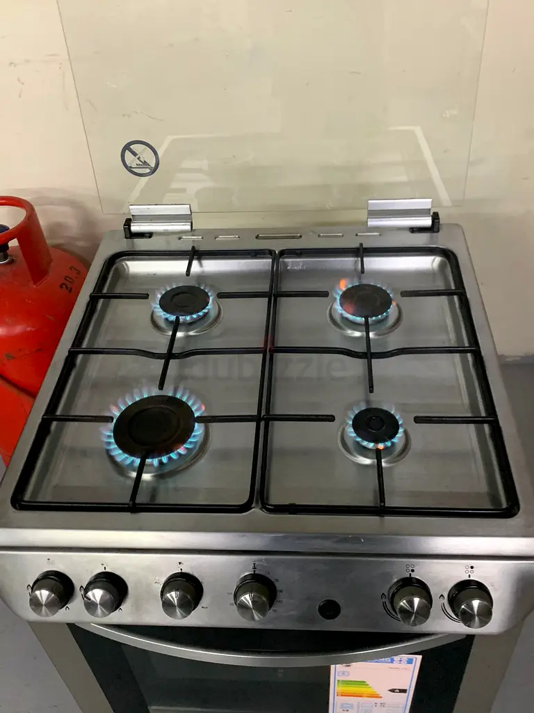 4 Burner Gas Cooker