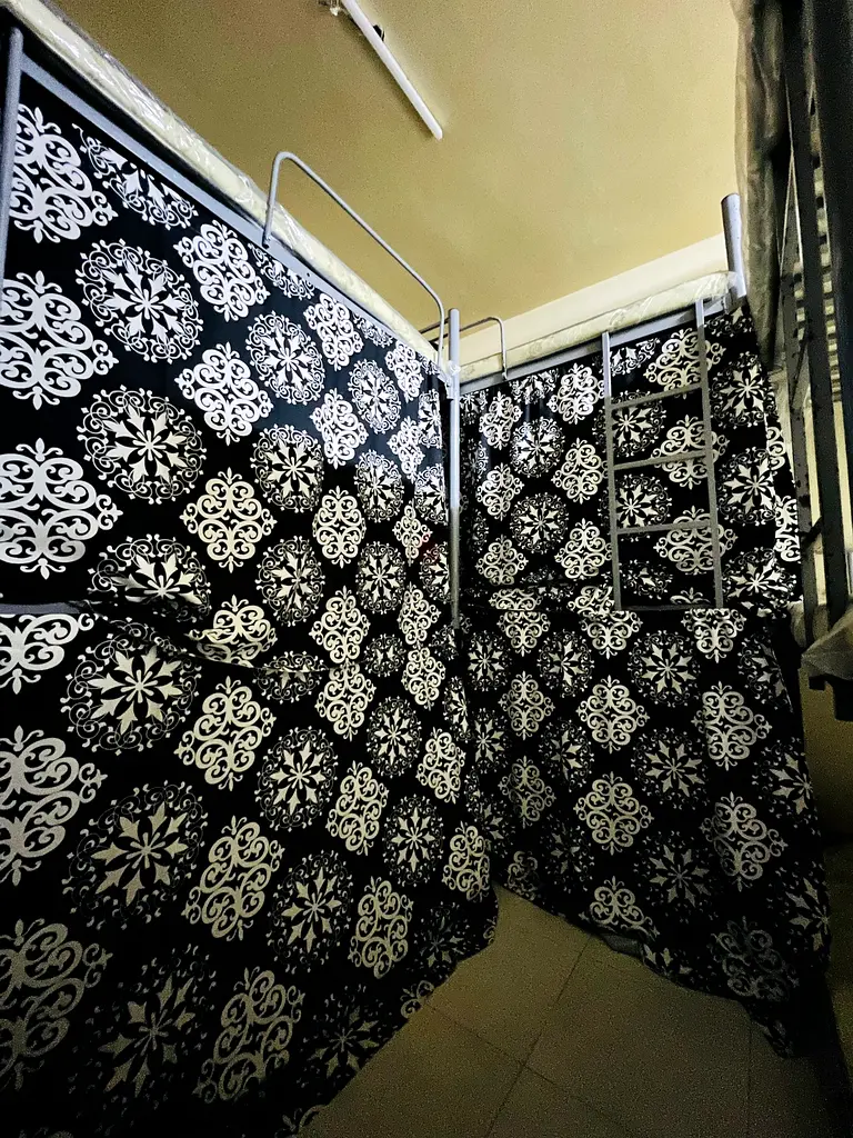 Apartment/Flat for Rent Bed space for all nationality in satwa