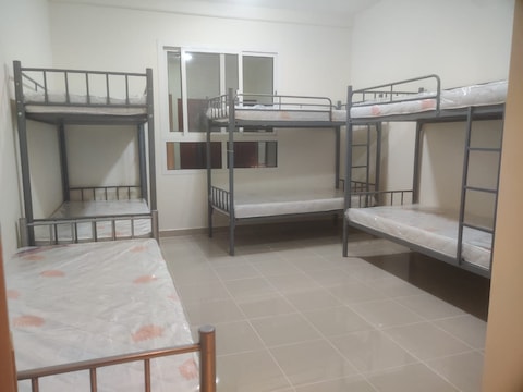 Bed space available for Kerala people in Al khail gate al qouz dubai