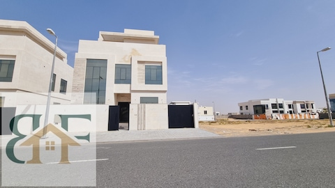 Luxurious Brand New 4 Bed Room Villa For Rent 115k At Prime Location#