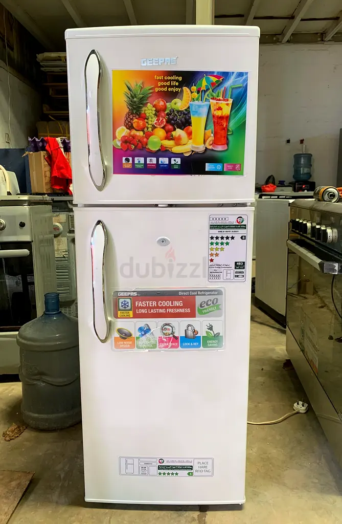 Geeprs Small Fridge For Sale