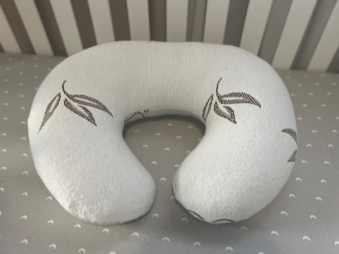 Mamas & Papas Mamas & Papas Nursing Pillow - Soft Grey - High