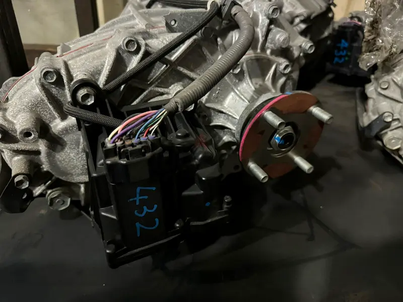 2014 to 2022 Prado transfer case box