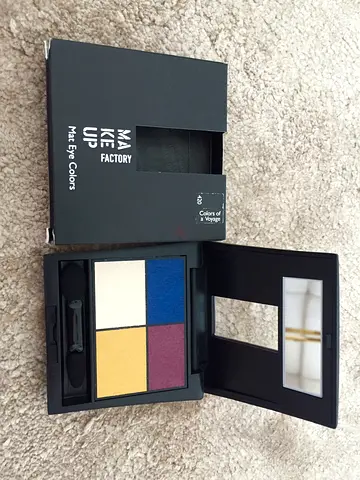 New Eye shadows pallet