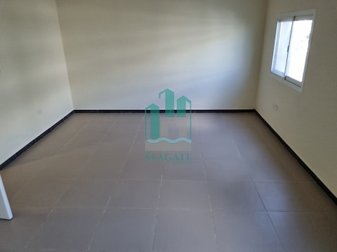 10,000 Square Feet Excellent Labour Camp For Sale In Al Quoz Industrial Area 3