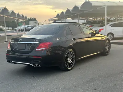 2017 Mercedes-BENZ E-CLASS 缩略图 6