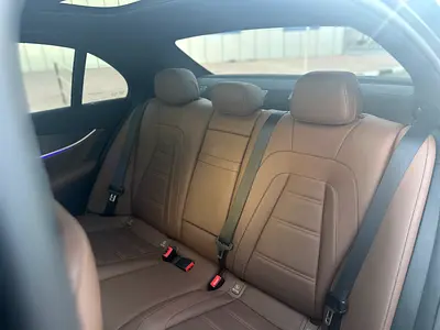 2017 Mercedes-BENZ E-CLASS 缩略图 12