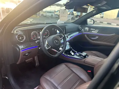 2017 Mercedes-BENZ E-CLASS 缩略图 7