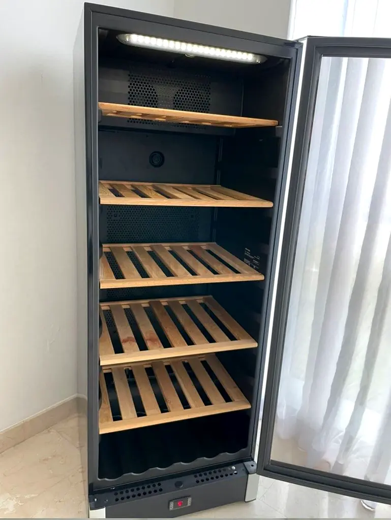 Vestforst 155 bottles dual zone temperature wine fridge