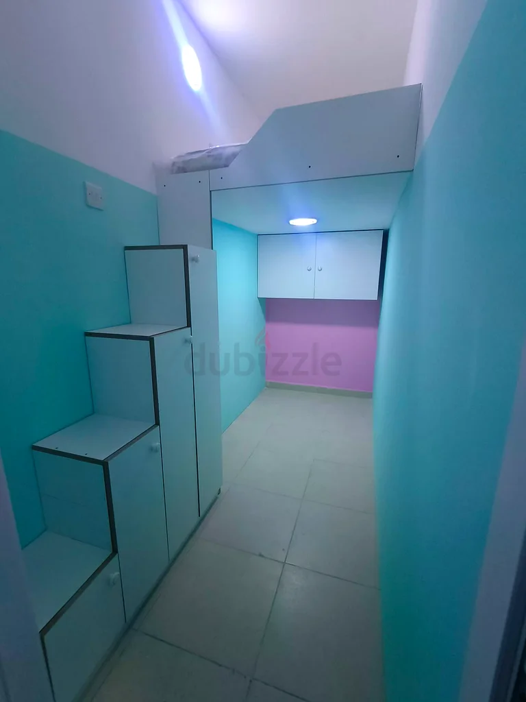 Apartment Brand new partitions for rent in Al murraqbat/ Al rigga