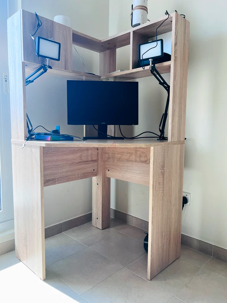Computer desk,multipurpose desk/table