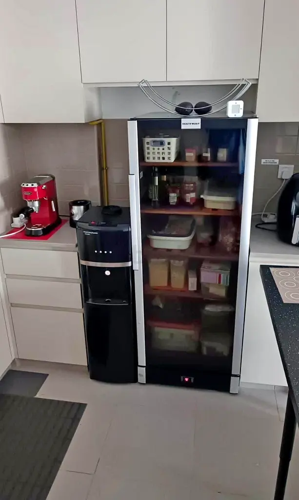 Vestfrost 147 Bottles duel temperature wine cooler