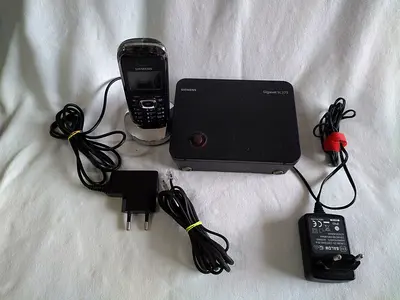 Siemens Gigaset SL375 landline cordless phone