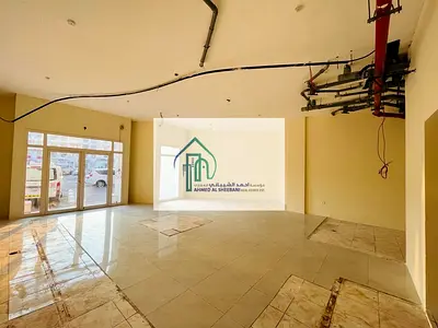 Spacious | Corner Middle Shop, Parking Side, Ready