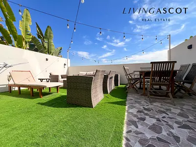 Vacant On Transfer | Single Row | Luxury