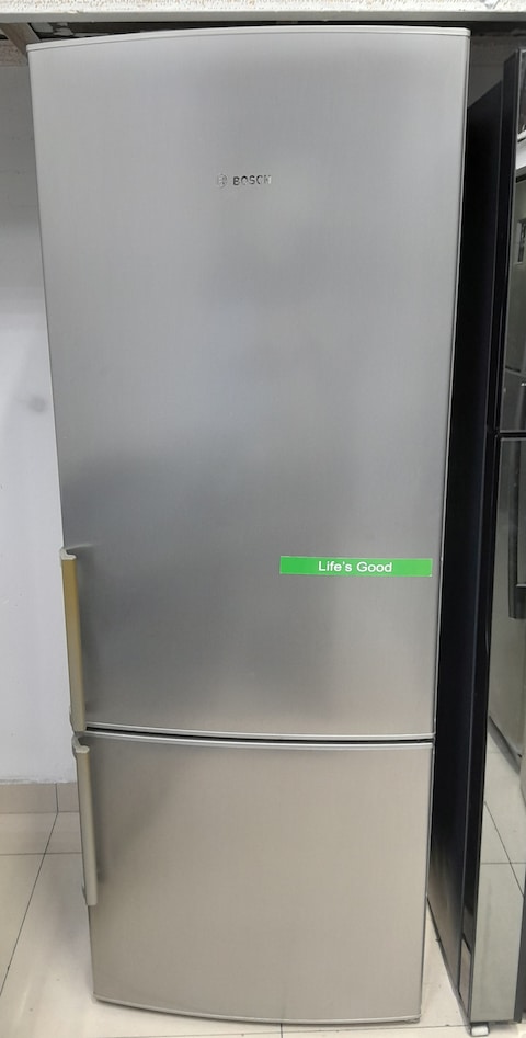 Bosch Serie | 4, 505L Refrigerator with Bottom Freezer,
