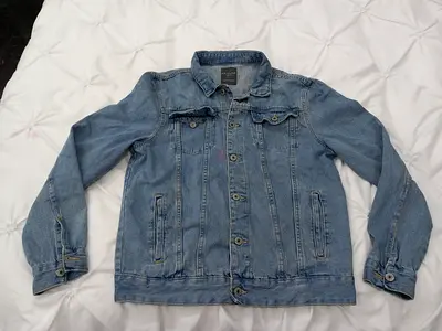 Jeans jacket size M