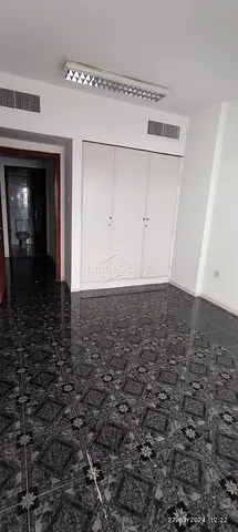 Office Space 1220sqft In Bur Dubai