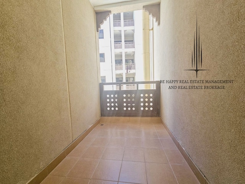 1 Master Bedroom | 4 Payments | Spacious Apartment