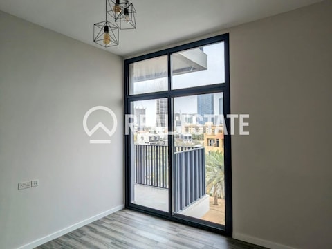 Exclusive Unit | Road View | Spacious Bright I Lower Floor