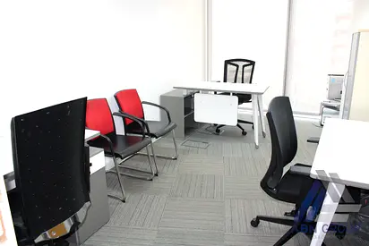 Sophisticated Executive Office, Fully Equipped With Premium Amenities | Professional Corporate Envi