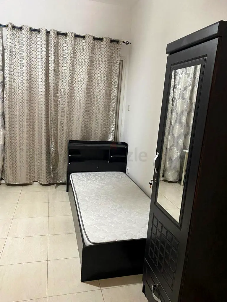 Apartment/Flat for Rent EXECUTIVE BED SPACE FOR SOUTH INDIAN BACHELORS