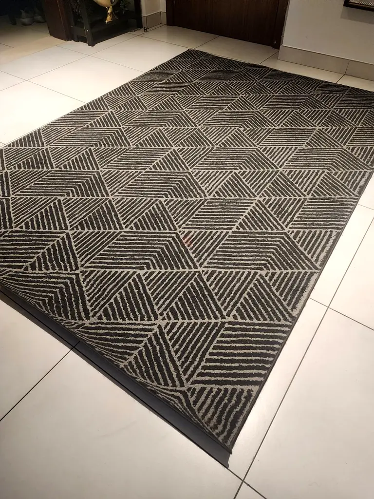 STENLILLE IKEA patterned rug 170x240
