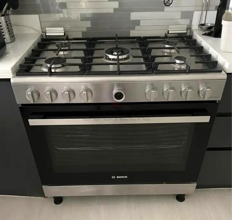 فرن طباخة غاز من بوش بمقاس 90×60 سم مع مروحة632656032965131118