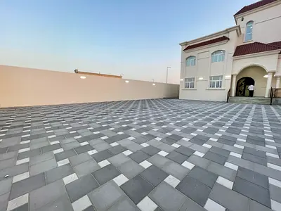 First Resident Spacious 2bhk Apartments In Madinat Al Riyadh( Al Shamkha South) With Inside Parking