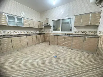 Spacious 3bhk Apartment In Shamkha With Seperate Living Room Near To Park And Mosque