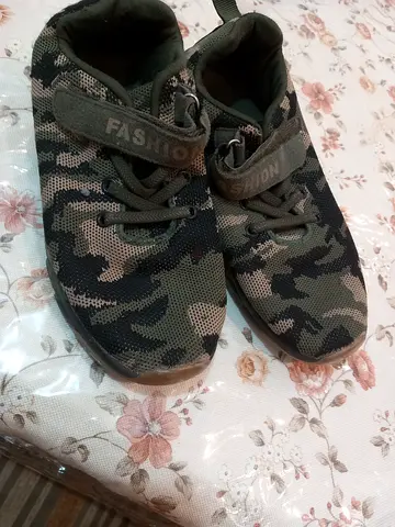 Army shoes size 36