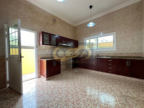 3 Bedrooms | 4 Bathrooms | Private Entrance | Maids Room | Laundry Room | 135k