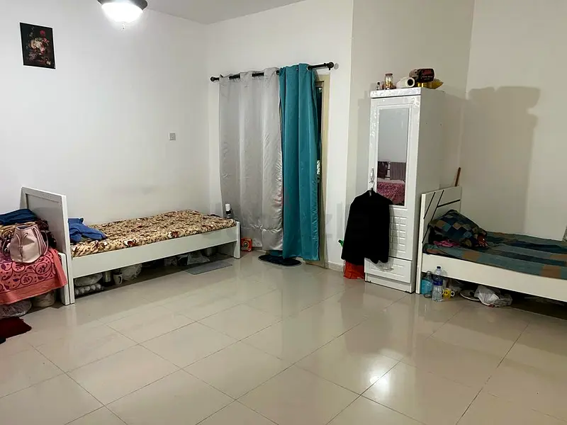 Apartment/Flat for Rent Ladies Bed Space ( Dubai Sharjah Border