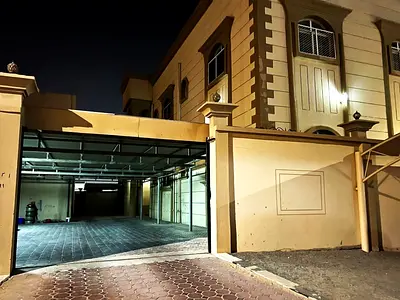 Most Beautiful 3 Bedrooms Hall With Majlis Master In Shamkha Near Makani Mall.