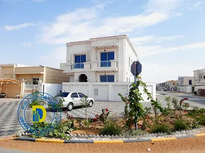 For Sale, An Exclusive 5-room Corner Villa With A Large Roof Area, Classic Super Deluxe Finishing,