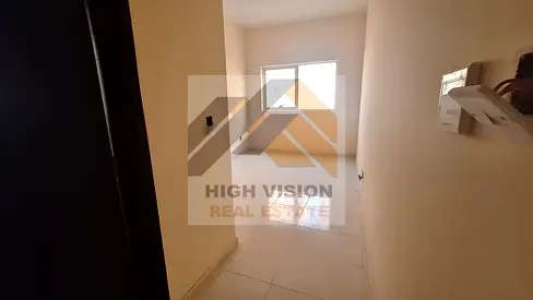 Rent Yearly 2bhk 30k Majestic Towers Emirates City