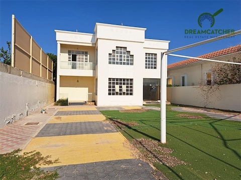 Great Deal|4br Villa For Rent|ready