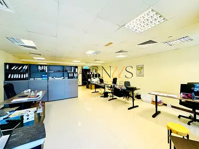 Open Layout | Lower Floor | Close To Metro