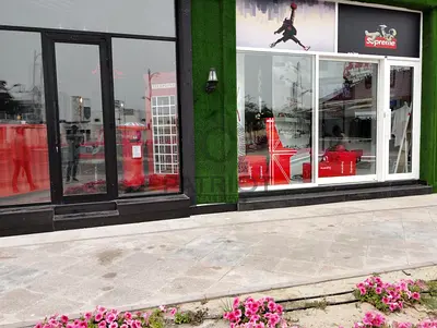 Shop In Prime Location Ready And Vacant Facing Beach Road