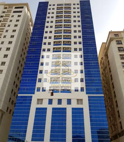 For Sale, A Commercial Residential Building In A Lively Area