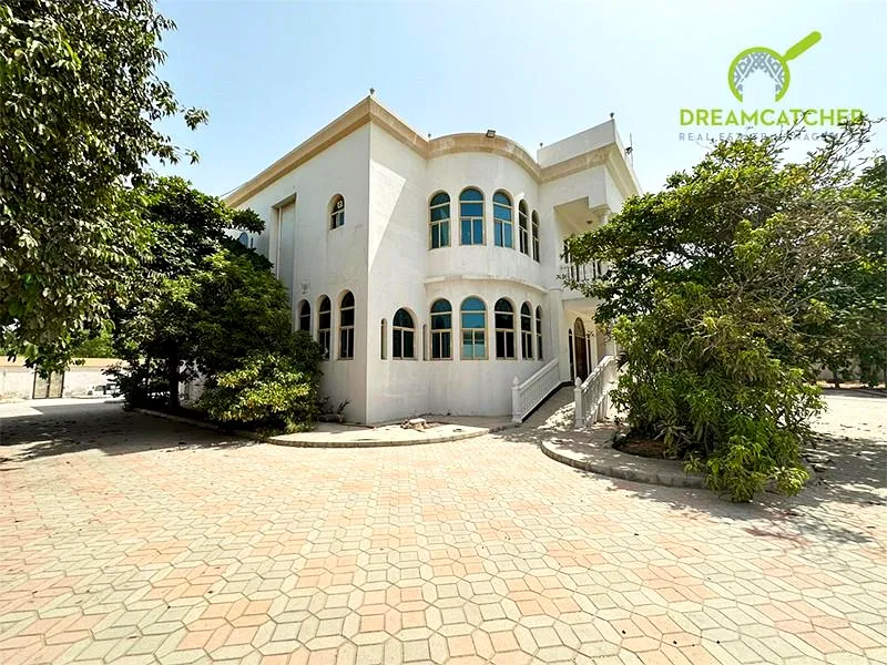 Villa/House GRAND 11BR VILLAFOR RENTAL DHAITRAK Ras al