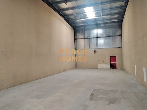 Prime Location | Warehouse For Rent | Easy Access | Ready
