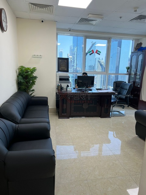 Prime Location |close To Metro Fully Furnished